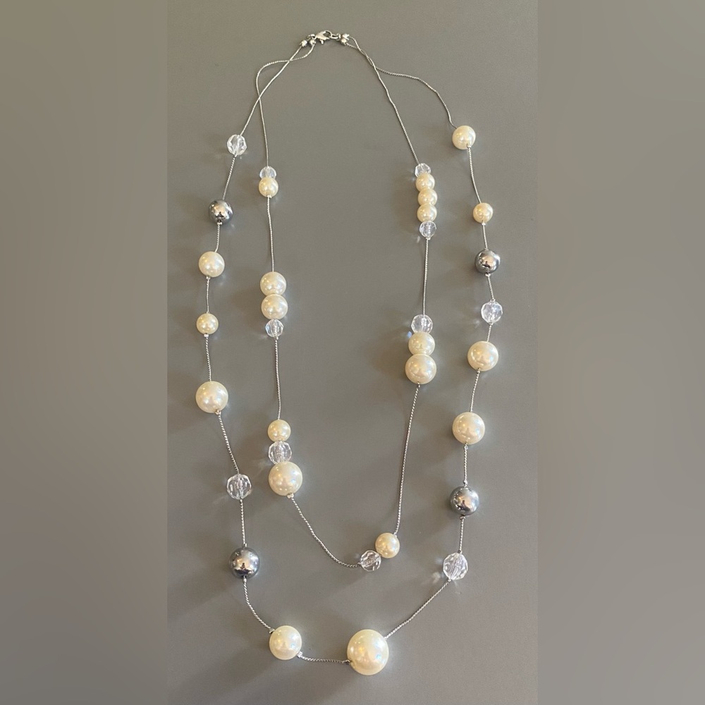 🩶 Elegant Pearl and Necklace 🩶